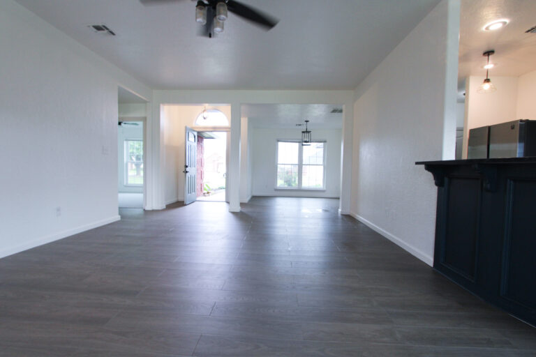 39 NE DEERFIELD DRIVE ELGIN OKLAHOMA HOUSE FOR SALE 20 768x512